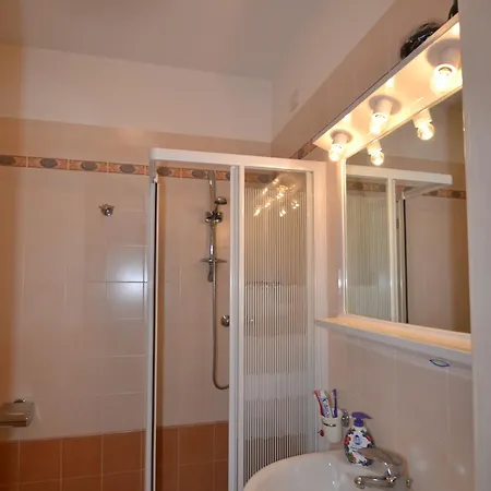 Charming Flat With A Big Terrace Апартаменты Бибионе