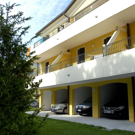 Charming Flat With A Big Terrace * Bibione