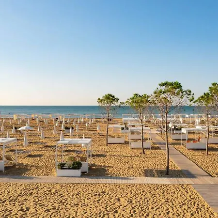 Charming Flat With A Big Terrace Lejlighed Bibione